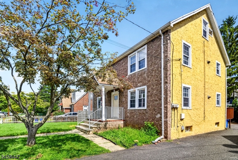 226 N 3rd Avenue Manville NJ 08835