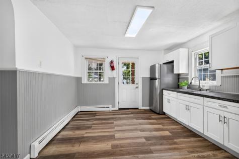 226 N 3rd Avenue Manville NJ 08835
