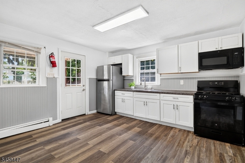 226 N 3rd Avenue Manville NJ 08835