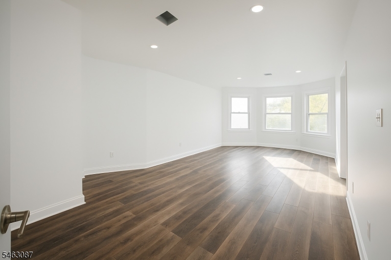 506 21ST Street Irvington NJ 07111