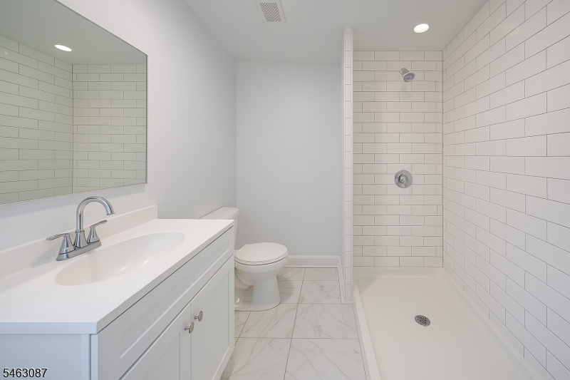 506 21ST Street Irvington NJ 07111