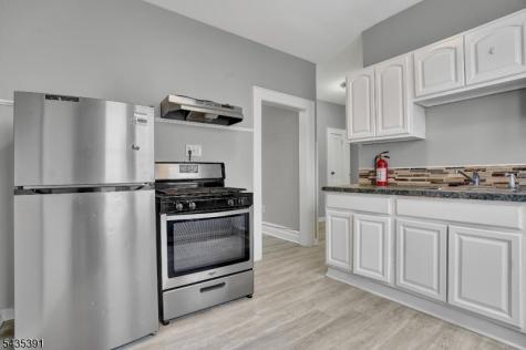 35 Chester Avenue Irvington NJ 07111