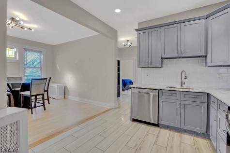 35 Chester Avenue Irvington NJ 07111