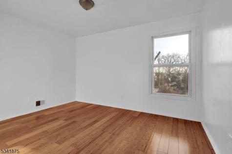 1129 Spruce Street Roselle NJ 07203