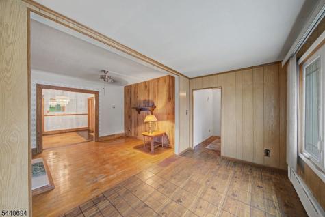 21 Downs Avenue Wharton NJ 07885