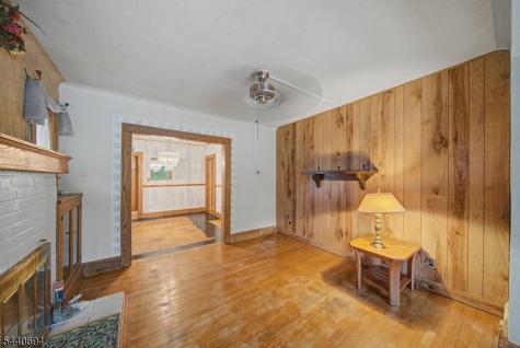 21 Downs Avenue Wharton NJ 07885
