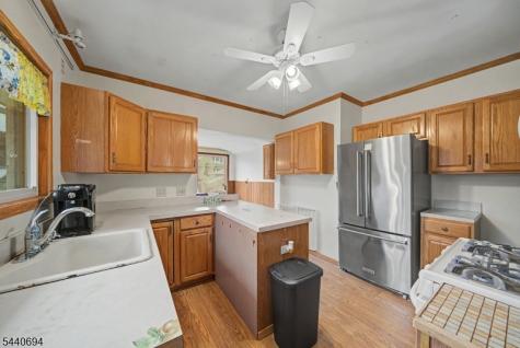 21 Downs Avenue Wharton NJ 07885