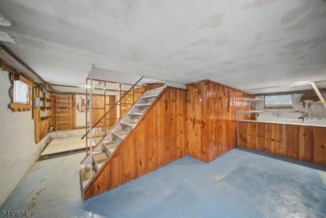 21 Downs Avenue Wharton NJ 07885