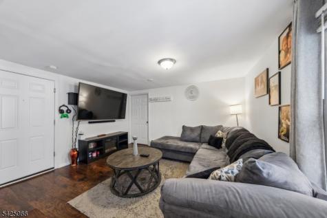 416 Frankfort Street City Of Orange NJ 07050
