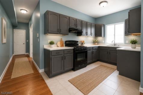 544 S 11th Street Newark NJ 07103