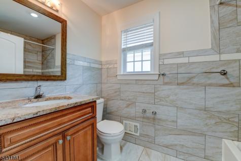 657 Jefferson Avenue Elizabeth NJ 07201