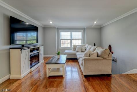 657 Jefferson Avenue Elizabeth NJ 07201