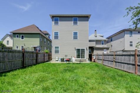 657 Jefferson Avenue Elizabeth NJ 07201