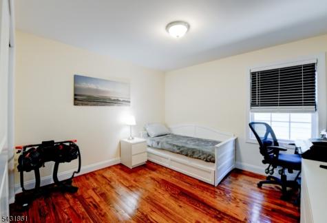 657 Jefferson Avenue Elizabeth NJ 07201