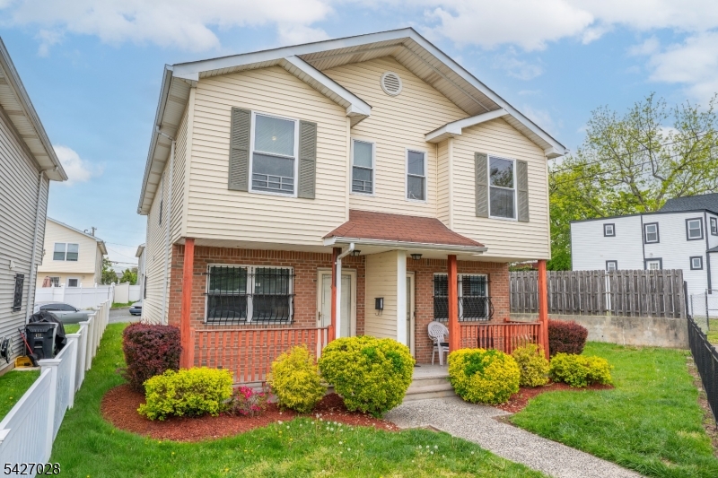 447 S 9th Street Newark NJ 07103