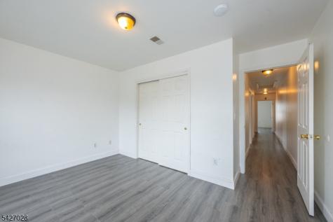 447 S 9th Street Newark NJ 07103