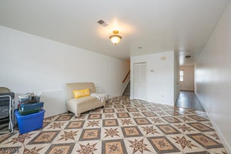 447 S 9th Street Newark NJ 07103