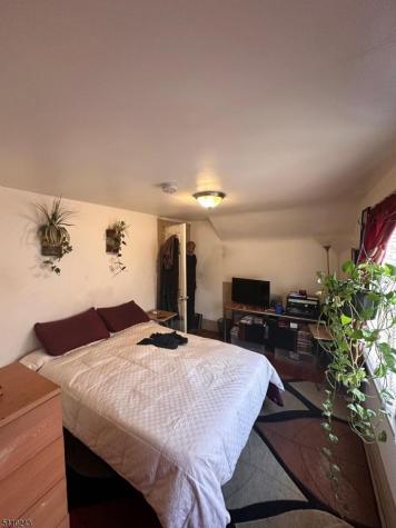 288 Pomona Avenue Newark NJ 07112