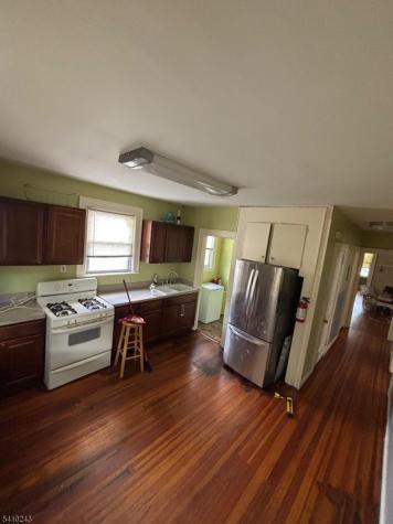 288 Pomona Avenue Newark NJ 07112