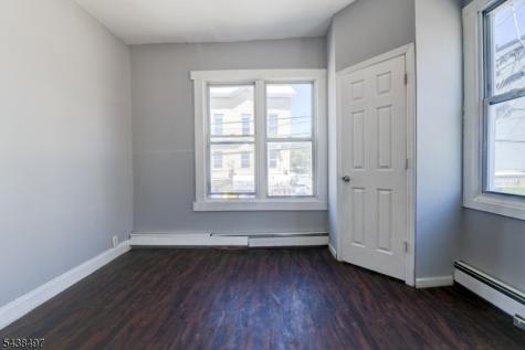122 16TH Avenue Paterson NJ 07501