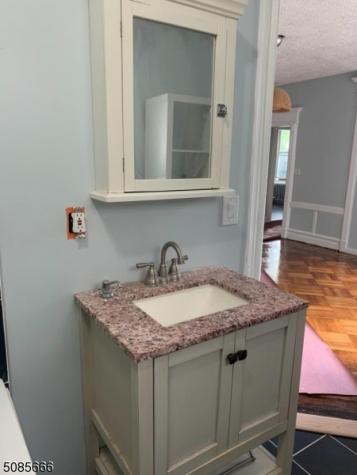 852 S 13th Street Newark NJ 07108