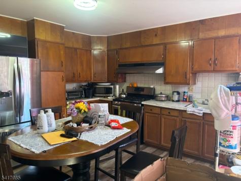 462 15TH Avenue Paterson NJ 07504