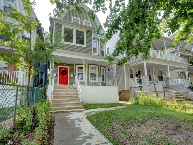 52 Amherst Street East Orange NJ 07018