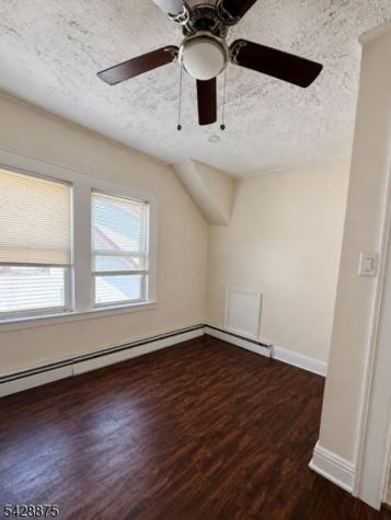 180 Shephard Avenue Newark NJ 07112