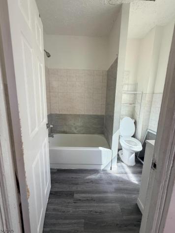180 Shephard Avenue Newark NJ 07112