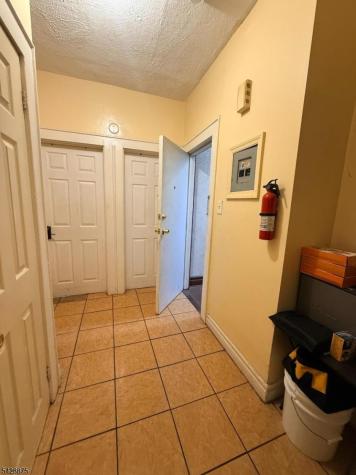 180 Shephard Avenue Newark NJ 07112