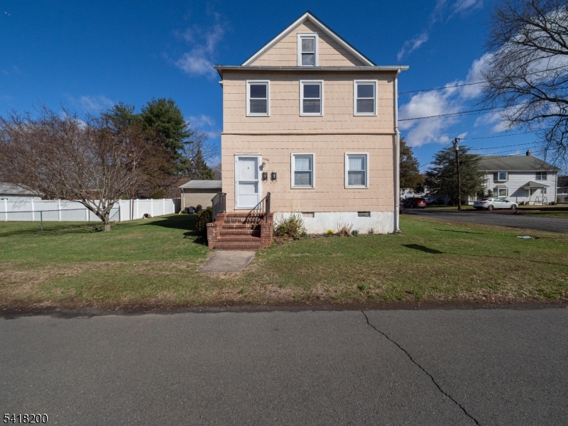 1320 Knopf Street Manville NJ 08835