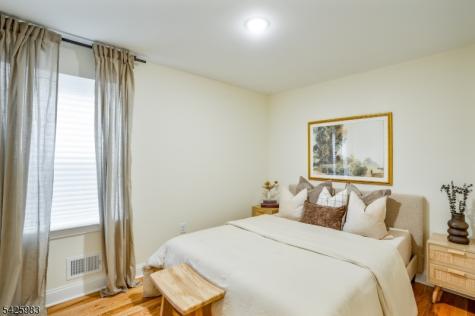 84 W Alpine Street Newark NJ 07108