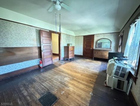 48 S Willow Street Montclair NJ 07042