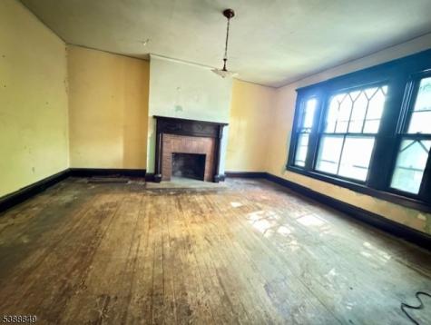 48 S Willow Street Montclair NJ 07042