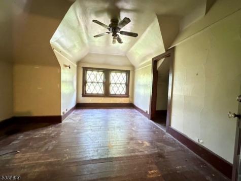 48 S Willow Street Montclair NJ 07042