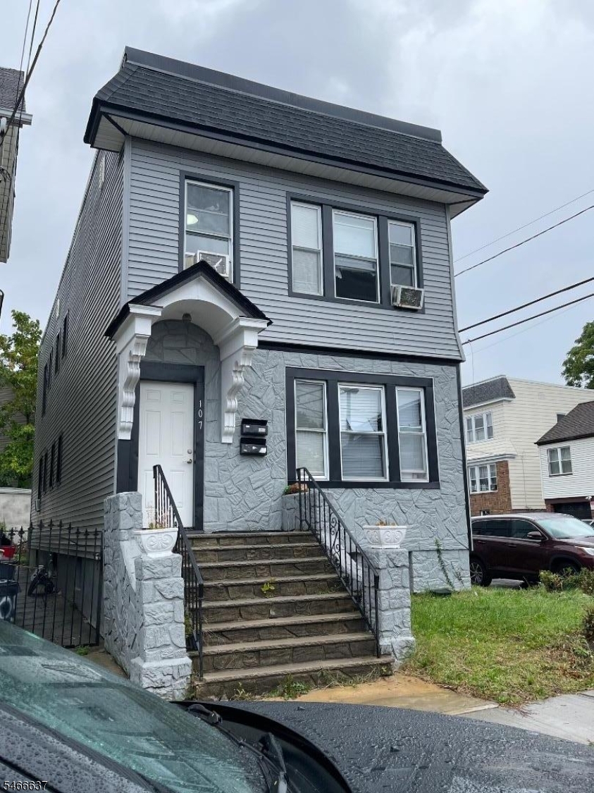 107 Delmar Place Irvington NJ 07111