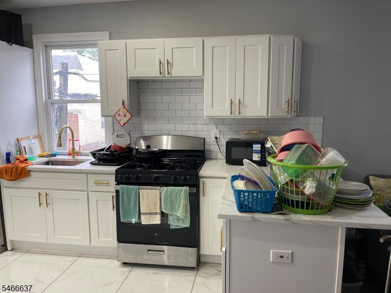 107 Delmar Place Irvington NJ 07111