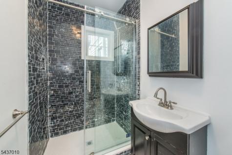 14 Grove Terrace Montclair NJ 07042