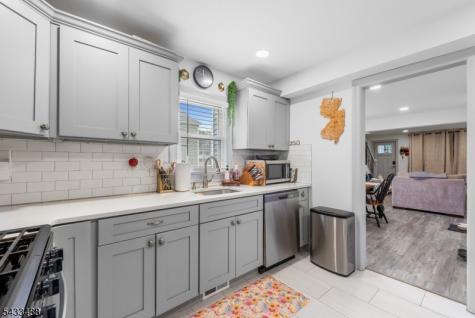 16 Lehigh Street Dover NJ 07801