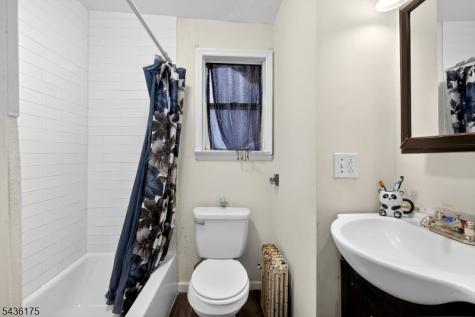 527 Valley Street City Of Orange NJ 07050