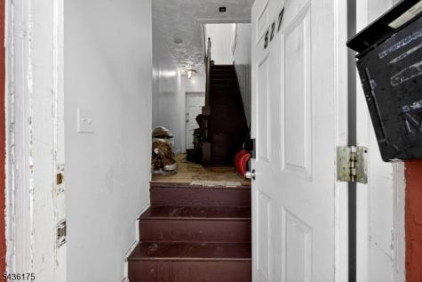 527 Valley Street City Of Orange NJ 07050