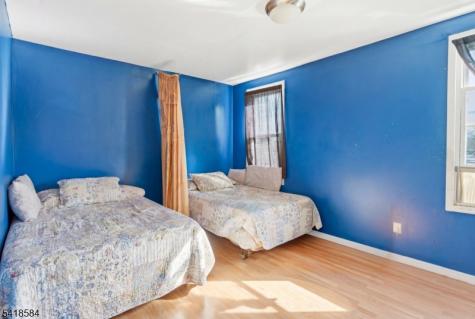 29 Victoria Avenue Newark NJ 07104