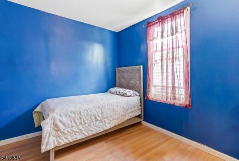 29 Victoria Avenue Newark NJ 07104
