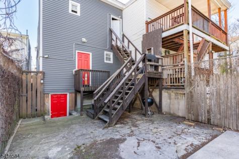 29 Victoria Avenue Newark NJ 07104