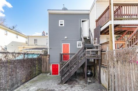 29 Victoria Avenue Newark NJ 07104