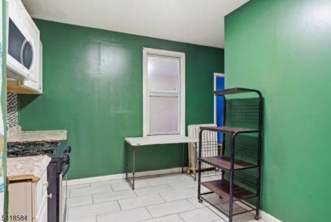 29 Victoria Avenue Newark NJ 07104