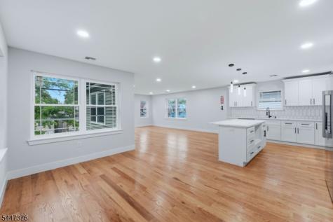 219 S Burnett Street East Orange NJ 07018