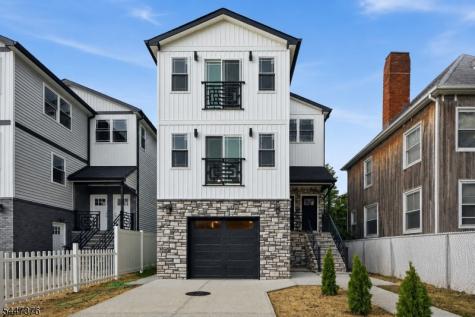 219 S Burnett Street East Orange NJ 07018