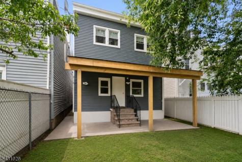 293 Clifton Avenue Newark NJ 07104