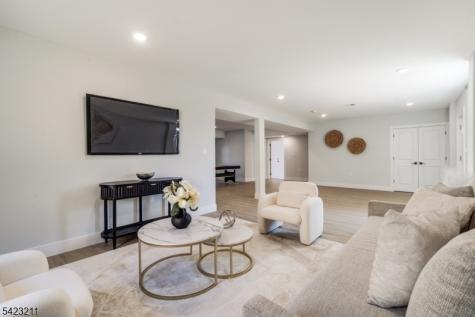 25 Brookside Avenue Irvington NJ 07111